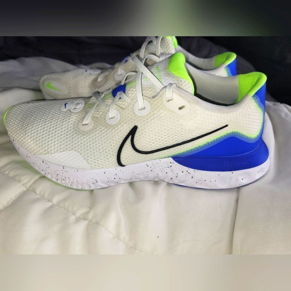 Nike Renew Run,Mens, Size 11, white & blue. - Picture 2 of 4